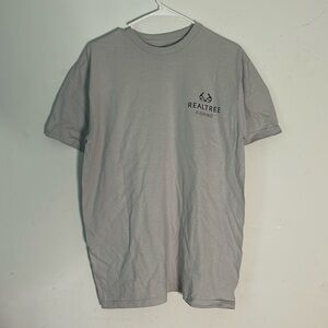 Men’s Medium “Real-Tree Fishing Gear” T-Shirt